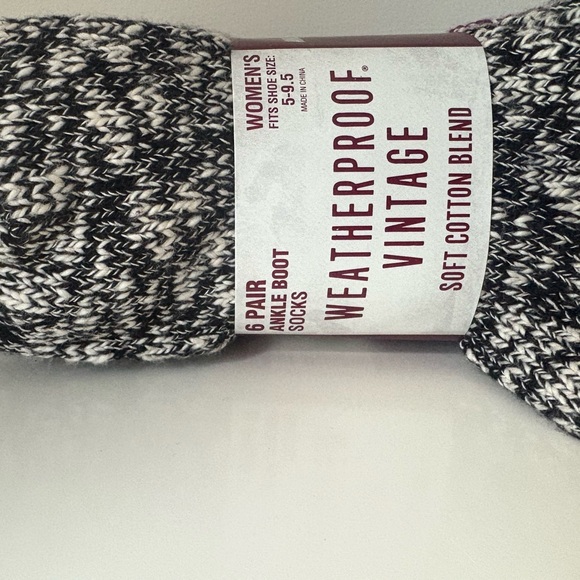 Weatherproof Vintage Black and White Socks - Picture 1 of 2